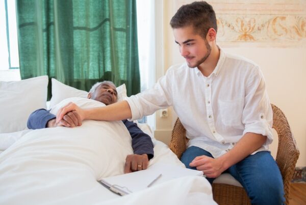 benefits of hospice facility vs home