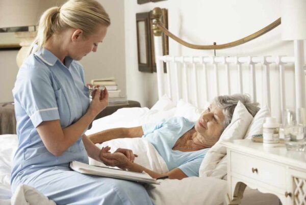 what do hospice nurses do